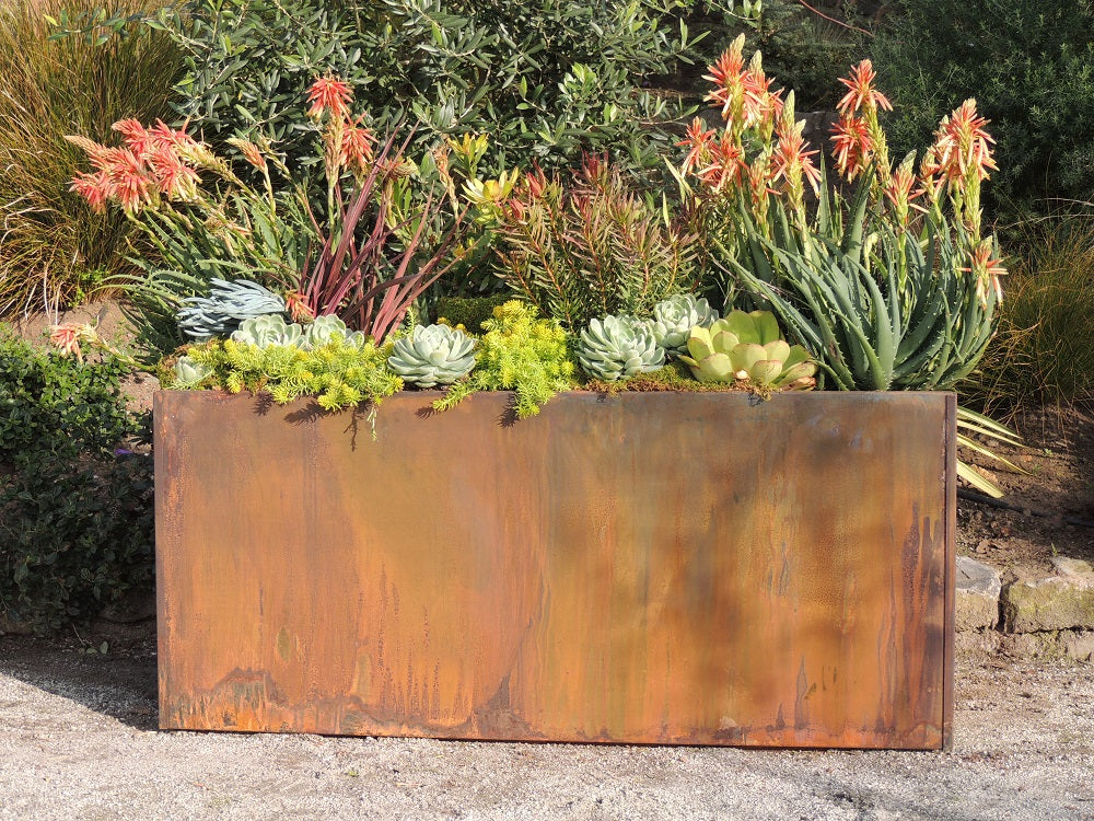 Why Corten Planters Are Popular?